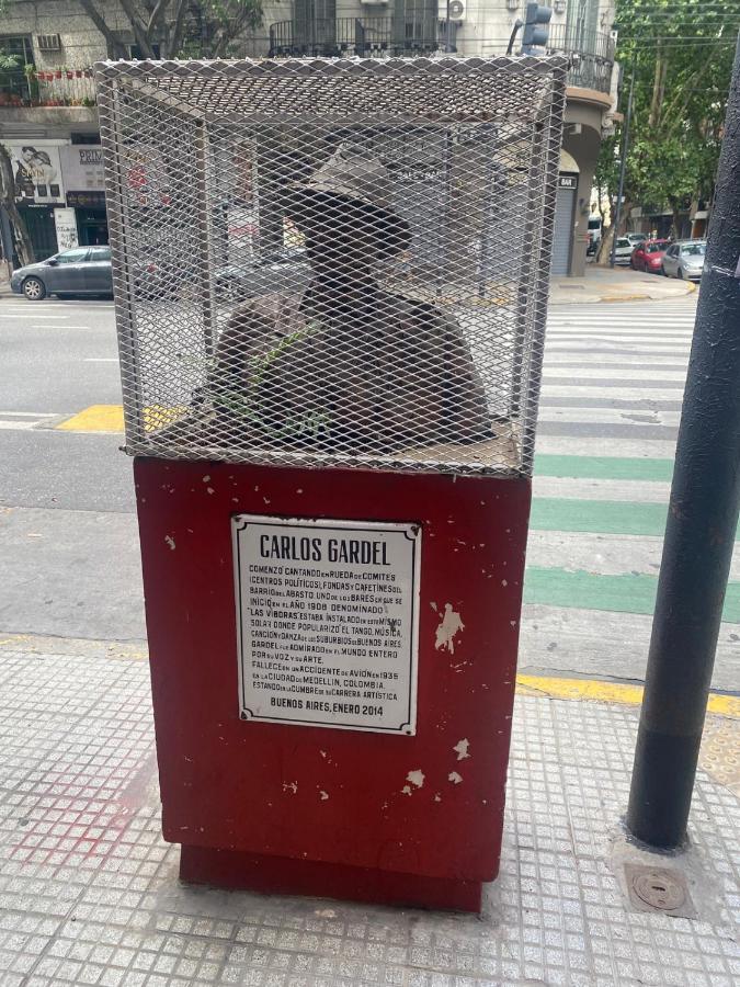 Avenida Corrientes Y Billinghurst A Metros De Abasto Shopping Buenos Aires Zewnętrze zdjęcie
